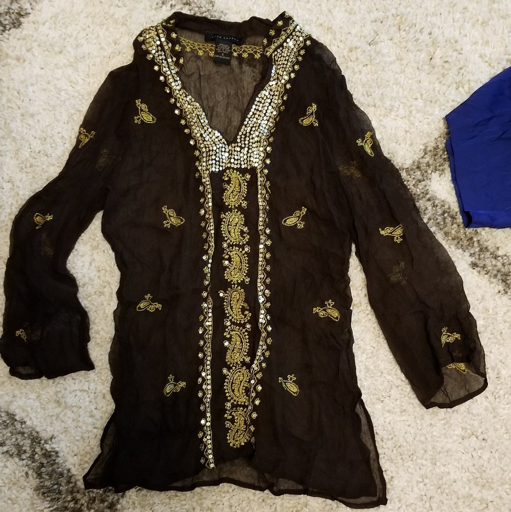 Brown tunic with yellow and gold threading detail